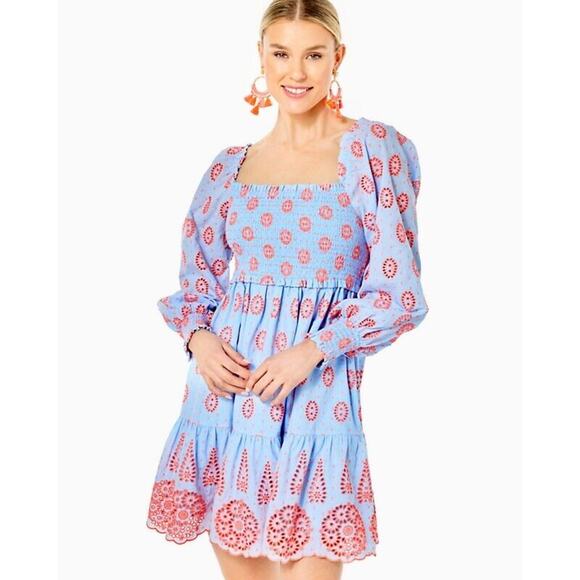 Lilly Pulitzer Rainna Eyelet Smocked Dress In Blue Peri Chambray Dobby Eye Sz XS - Picture 1 of 9